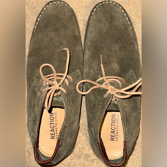 Kenneth Cole REACTION Suede Chukka Boot in Desert Wind size 11M main image 12